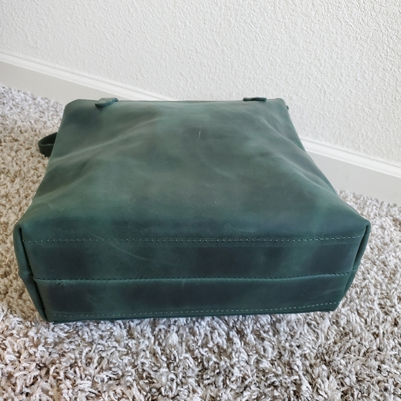 Green leather tote bag - Picture 4 of 6